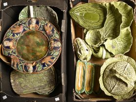 Miscellaneous ceramics, including a majolica earthenware Christmas plate (damaged), 35cm diam and