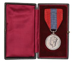 Imperial Service medal GVIR Lillian Hannah Esther Tennison, cased