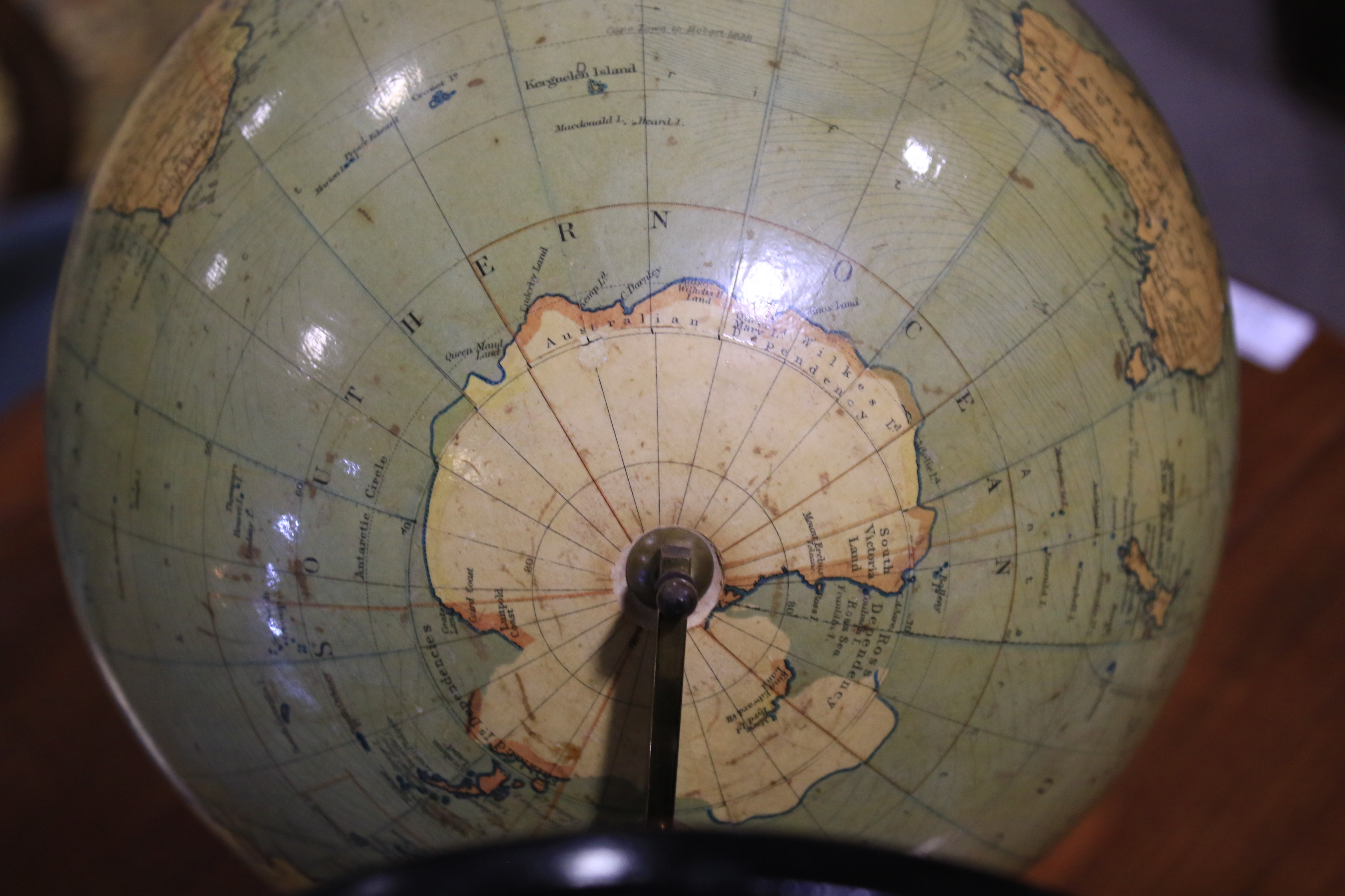 An early 20th century Philip's 9 inch terrestrial globe on ebonised stand. - Image 12 of 12
