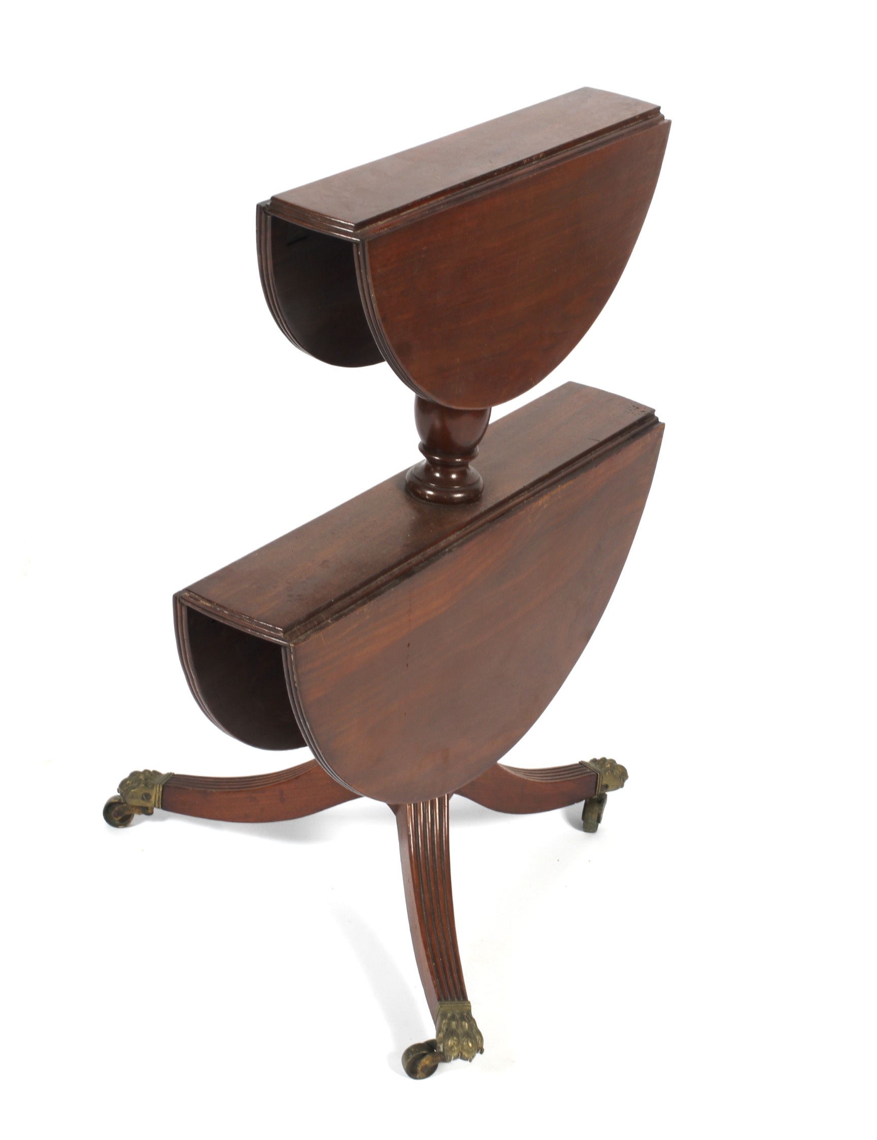 An Edwardian mahogany two tier pedestal dumb waiter with dropleaf tiers. - Image 2 of 2