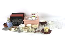 A mixed lot of assorted 20th century glass and ceramics.