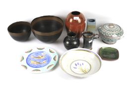 Ten assorted studio pottery items.