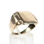 A gentleman's 9ct gold square signet ring.