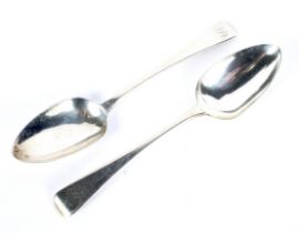 Two Georgian silver Serving spoons, maker Solomon Royes, London 1822,123.4 grams.