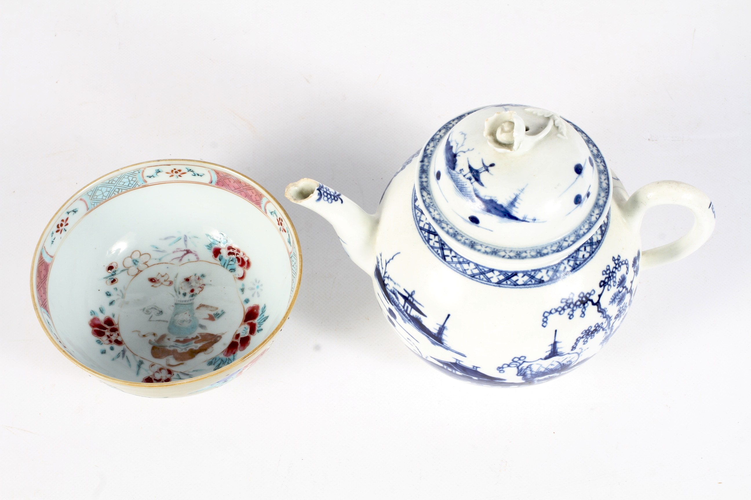A Worcester teapot and cover and a Chinese famille rose small bowl. - Image 2 of 3