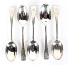 A set of five silver teaspoons, Maker Josiah Williams & Co, London 1902, 130.7 grams.