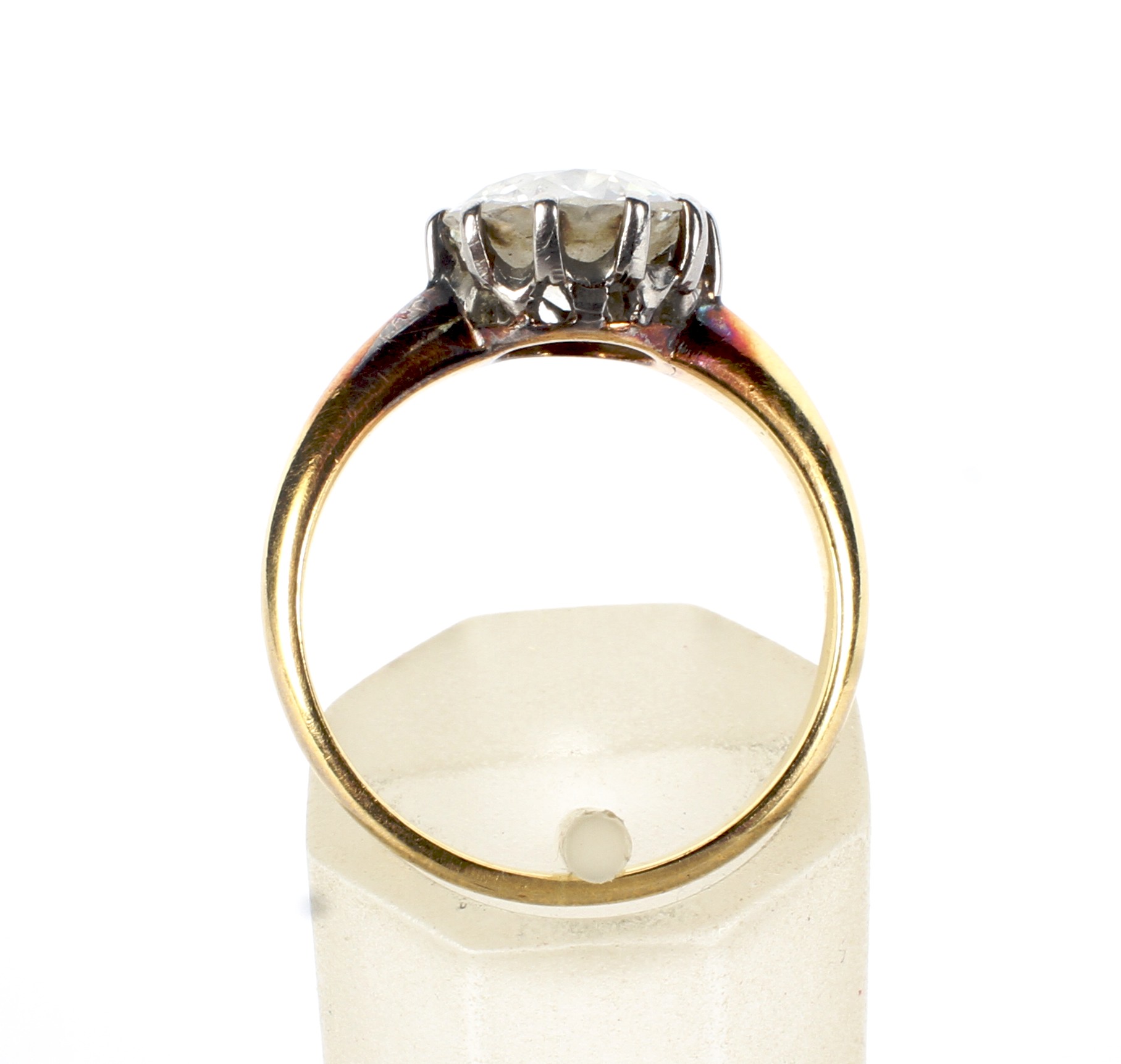 An early 20th century gold and diamond solitaire ring. - Image 3 of 4