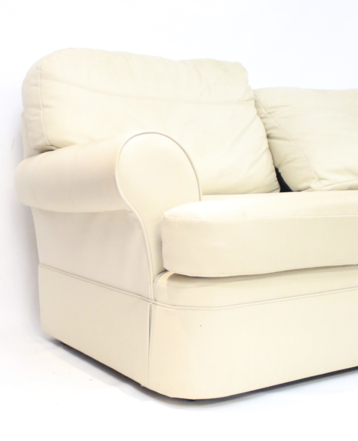 A contemporary sofa. - Image 2 of 2