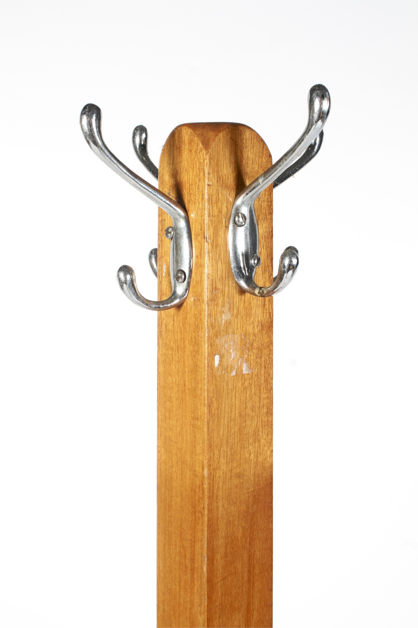 A 20th century oak hat stand. With squar - Image 2 of 2