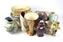 Seventeen pieces of 20th Century ceramics.