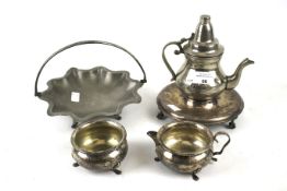 A quantity of assorted silverplate and metalware.