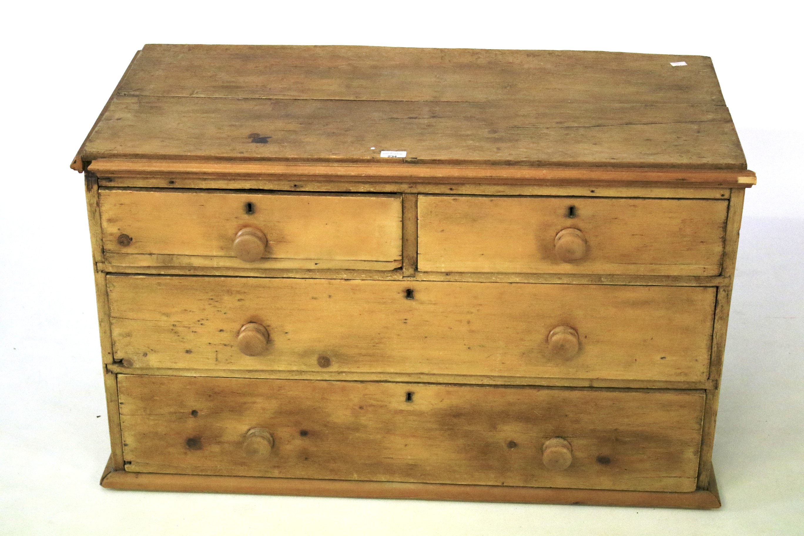 A 20th century pine chest of drawers.