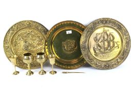 A collection of assorted vintage brassware.