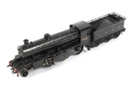 0 gauge LNER 2-6-0 4640 locomotive with tender. Scratch built, with clockwork mechanism and key.