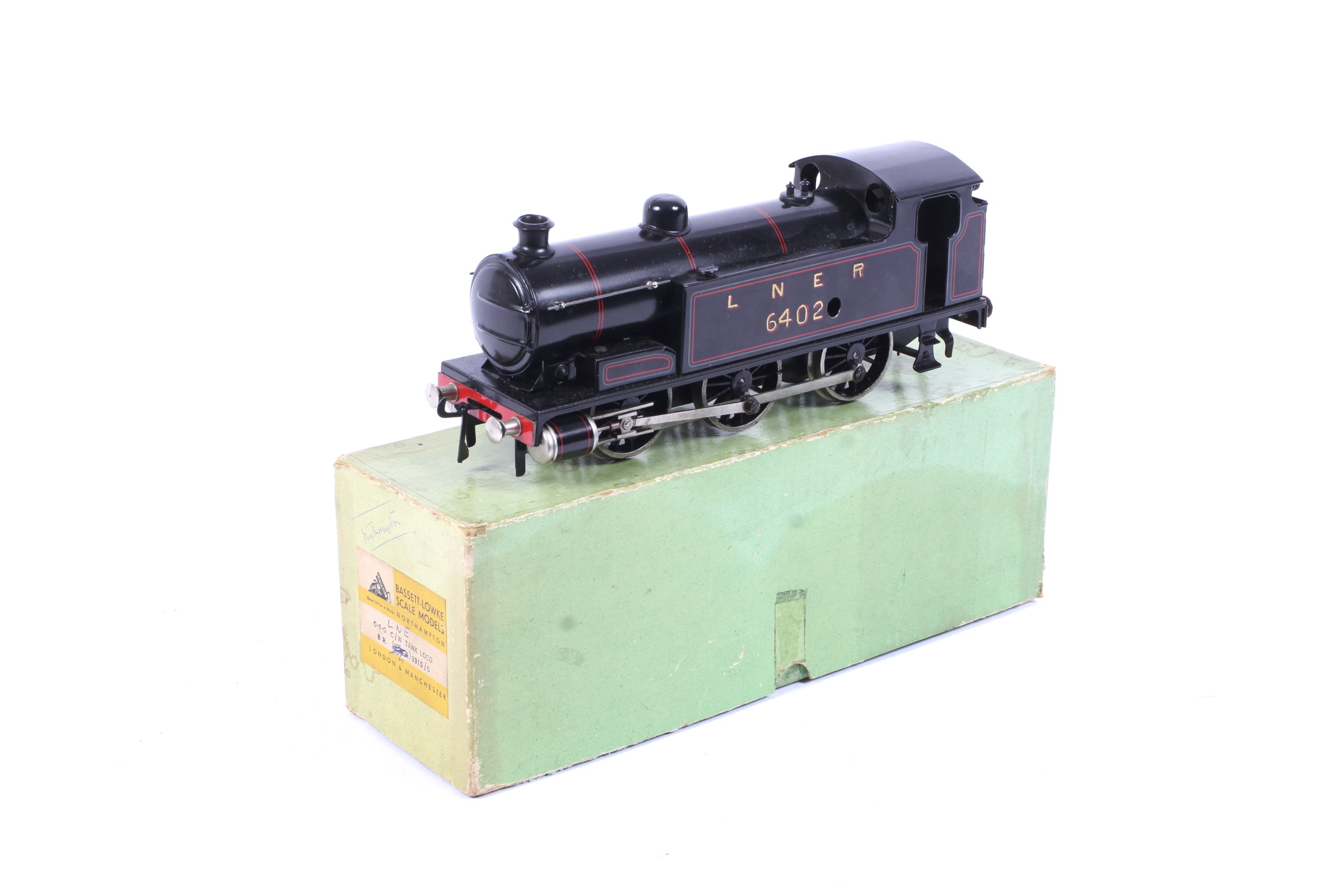 0 gauge Bassett Lowke LNER 0-6-0 tank engine. With clockwork mechanism ...
