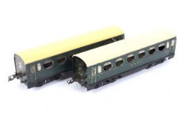 Two French Hornby O gauge tinplate SNCF 'Saucisson' coaches.
