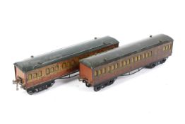 Two Hornby O gauge Metropolitan Railway 1st class coaches.