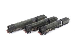 00 gauge trio of British Rail 4-6-2 locomotives with tenders unboxed.