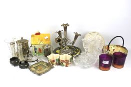 A quantity of assorted collectable glass and ceramics.