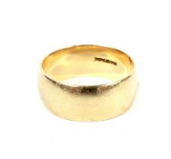 A 9ct gold hallmarked wedding band, size X, 9.2 grams.
