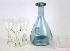 Six pieces of mid-century glassware.