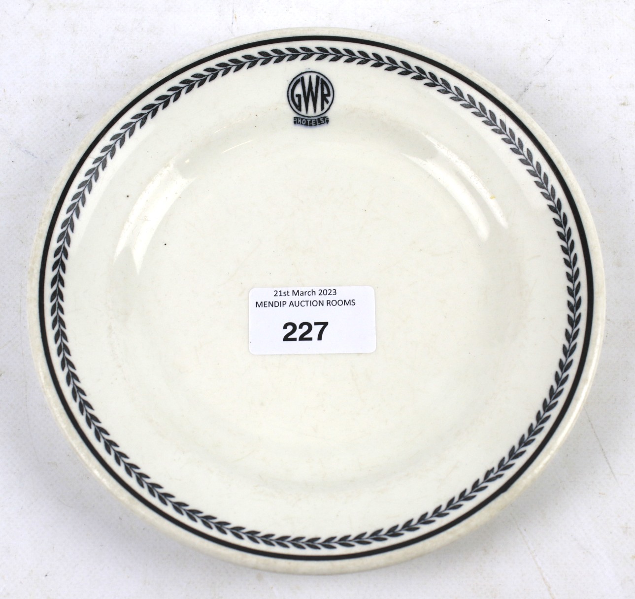 A GWR Hotels plate.