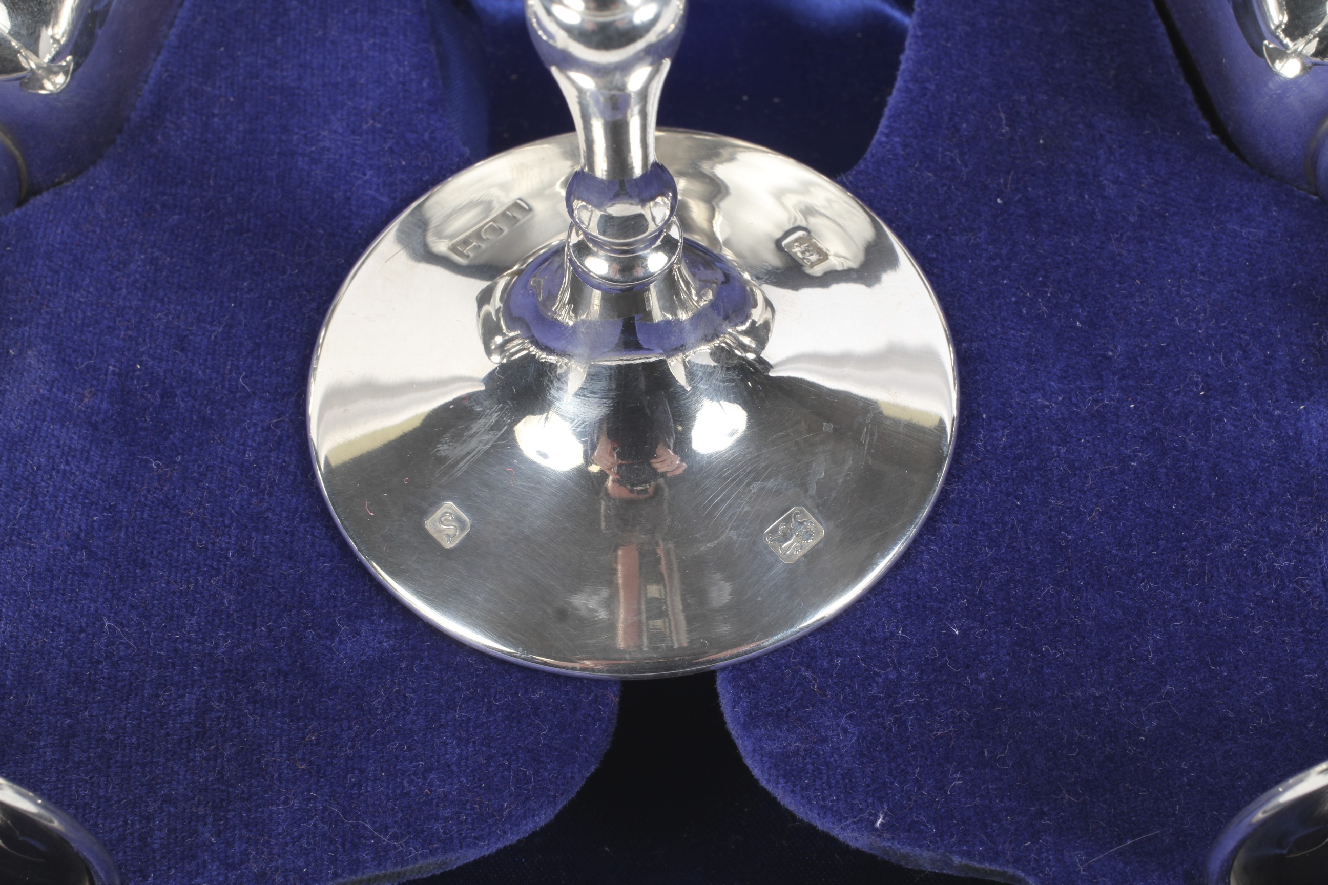 A set of six silver goblets to Commemorate 100 years of English County Cricket. - Image 4 of 4