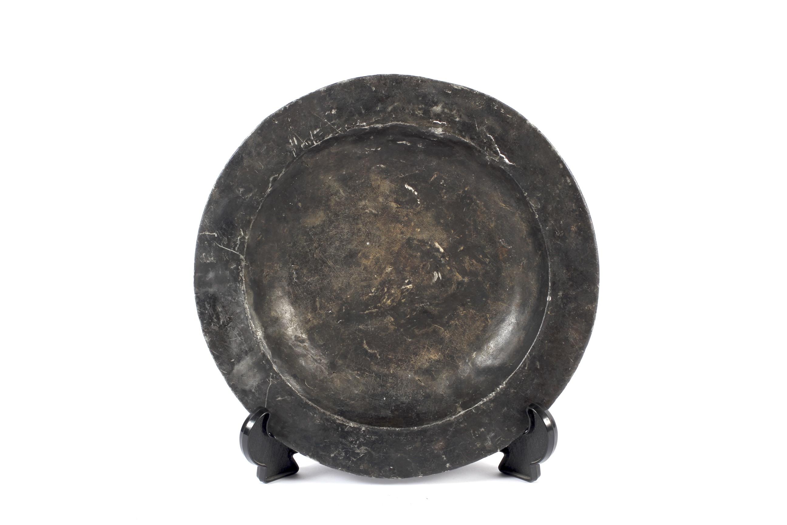 An antique pewter plate. Engraved 'Princ