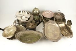 A collection of assorted silverplated tablewares. Including tray, a pan and dishes, etc.