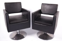 Vintage / Retro : A pair of Dir salon bl