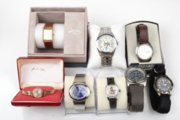A collection of miscellaneous vintage and modern, mostly quartz wristwatches.