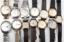 Thirteen gentleman's vintage bracelet and wristwatches.
