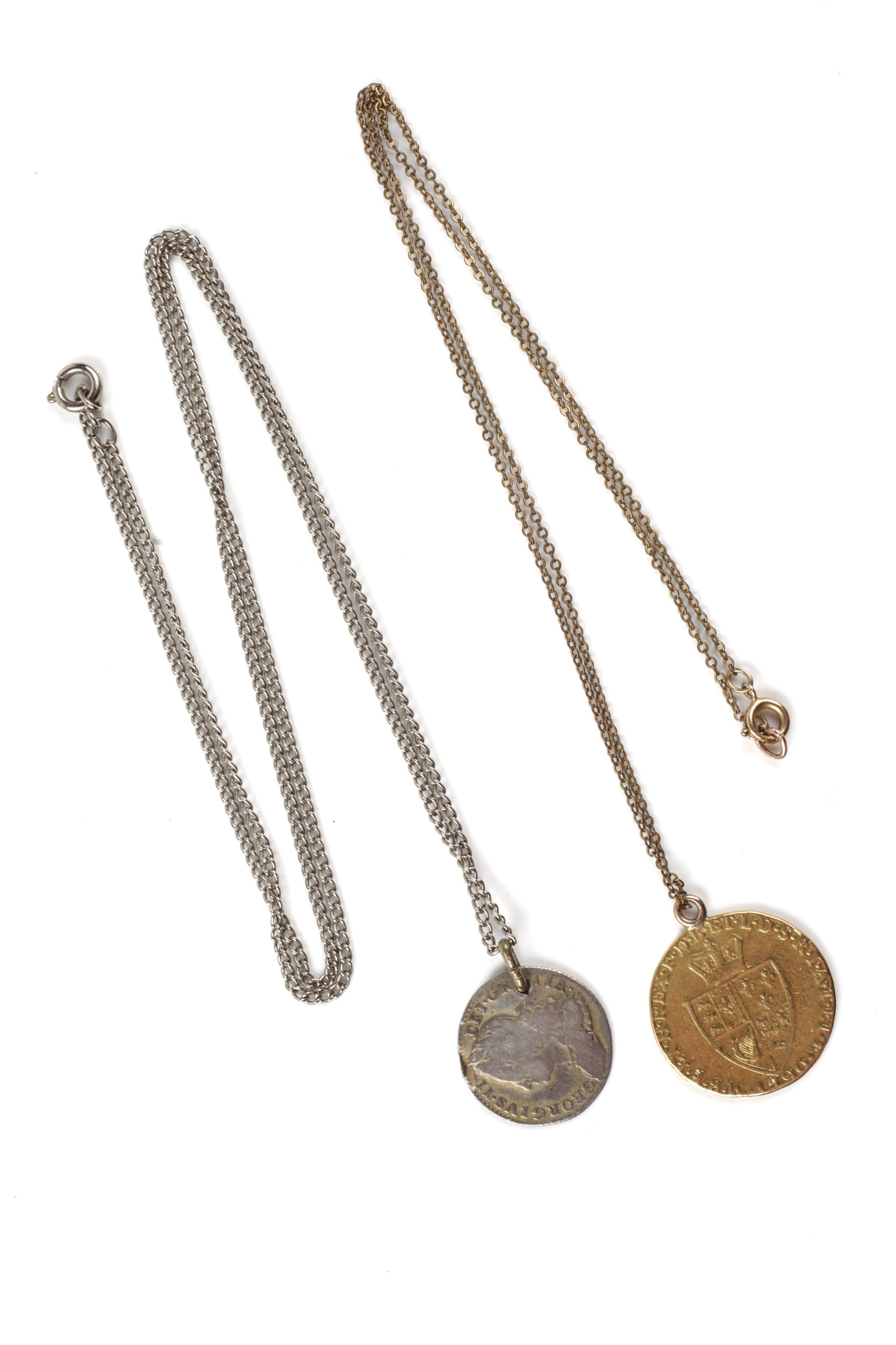 A George III gold 'Spade' type guinea 1790, with a soldered pendant loop. Approx. - Image 2 of 2