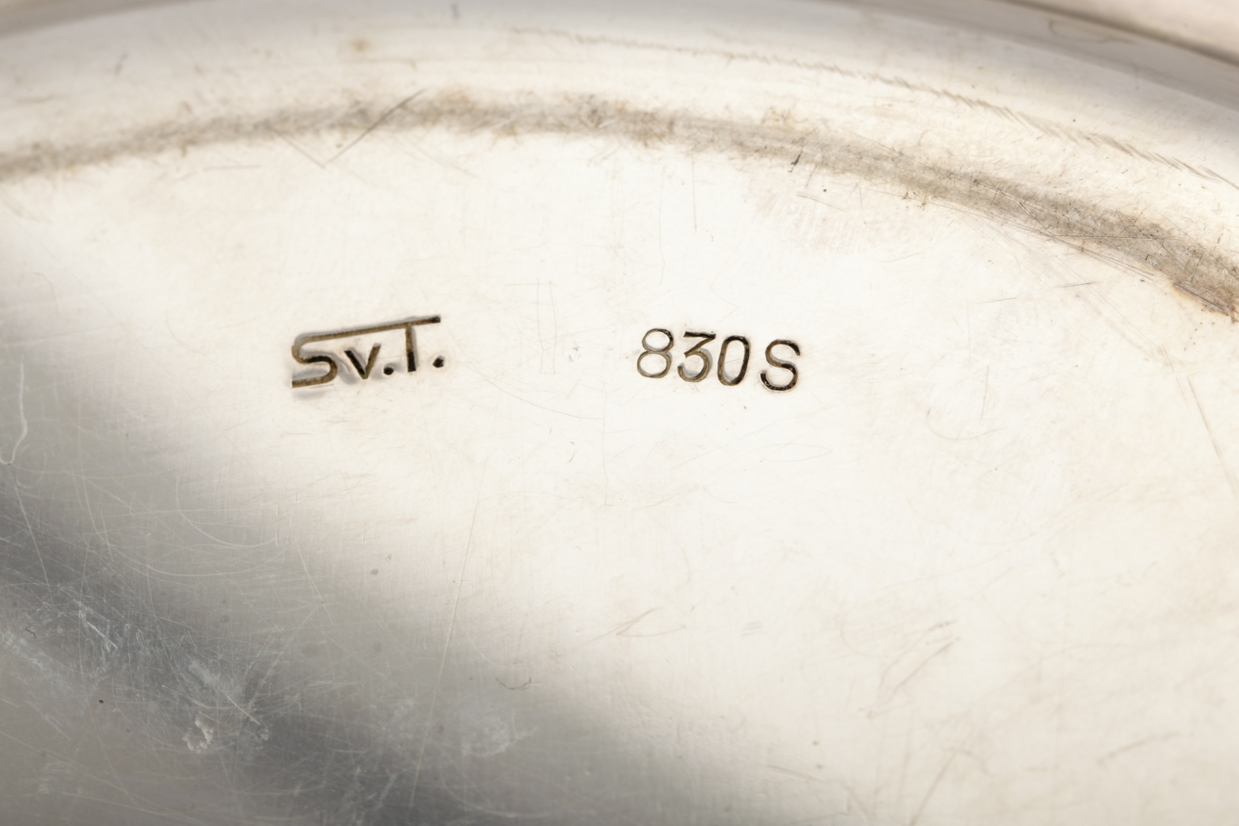 A Continental .830 standard round salver with a fine beaded band. - Image 4 of 4