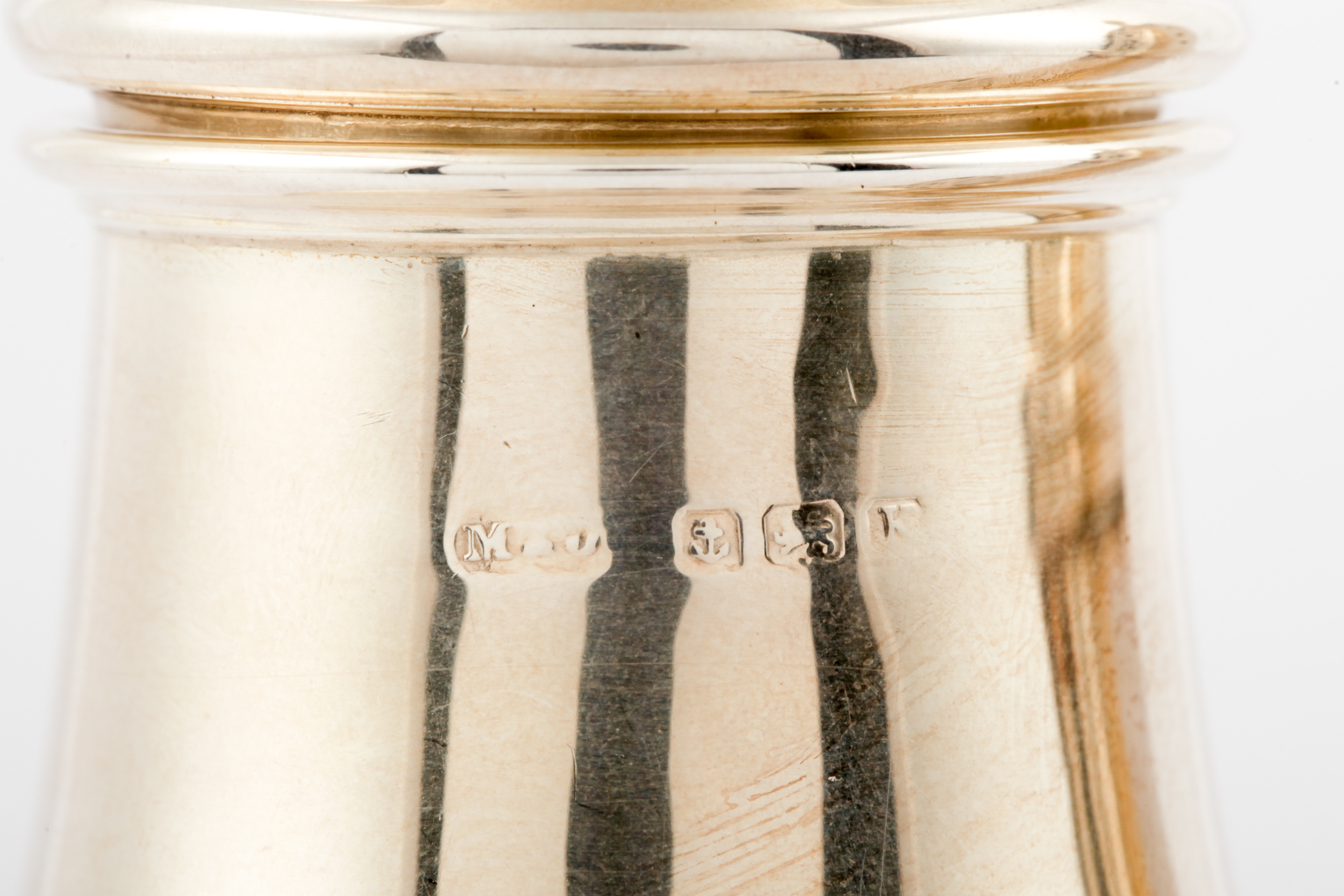 Two silver vase shaped sugar casters. One with the mark of Marson & Jones, Birmingham 1934, 19. - Image 4 of 5