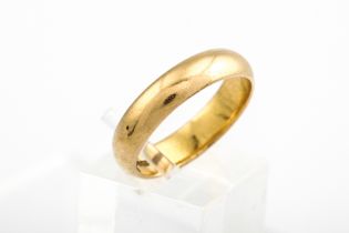 A vintage 22ct gold D-section wedding band. Hallmarks for Birmingham 1957, 4.