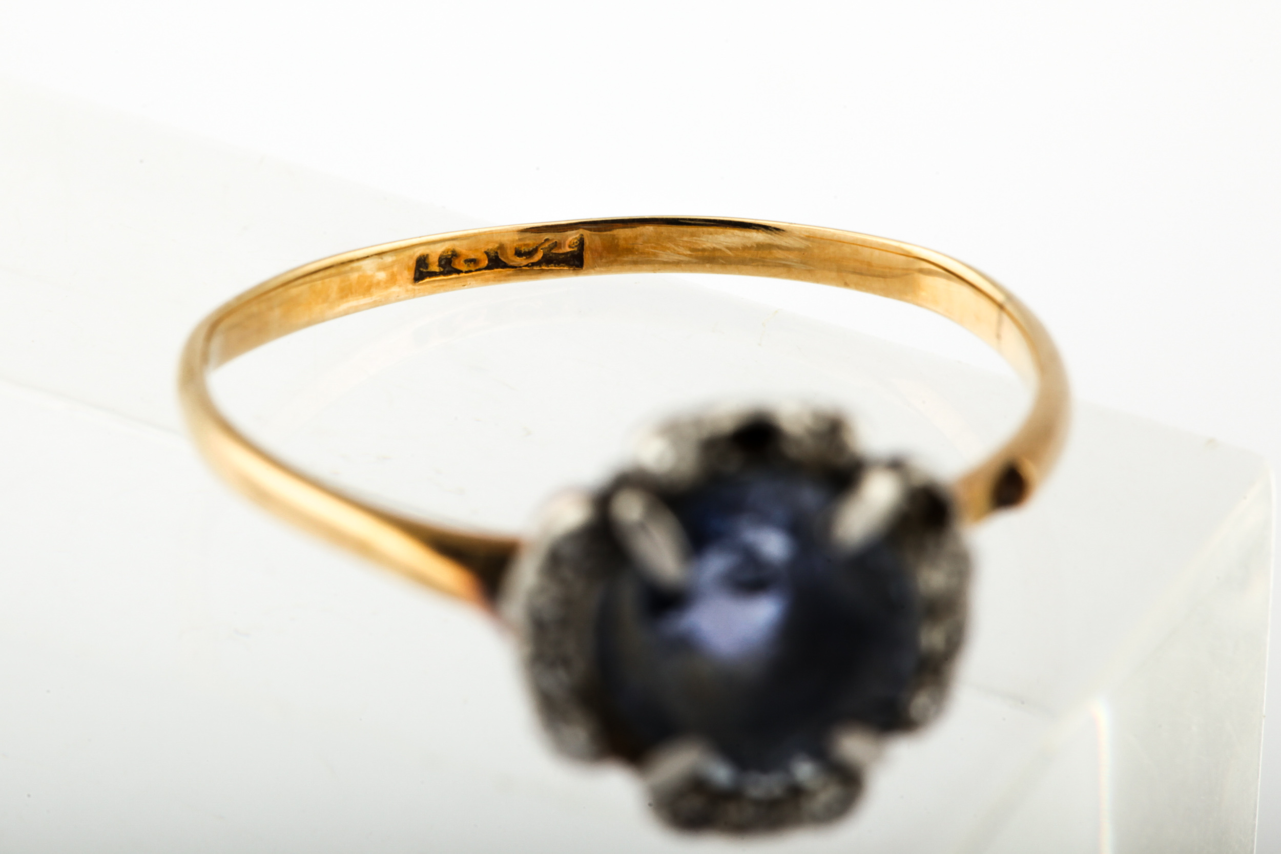 An early 20th gold, sapphire and diamond cluster ring. - Image 4 of 5