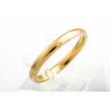 A vintage 22ct gold wedding band. Hallmarks for Birmingham 1950, 2.5mm wide, size L+, 2.