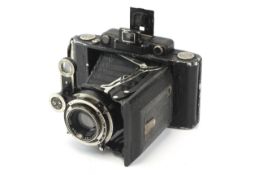 A Zeiss Ikon Super Ikonta 530/2 6x9 medium format folding rangefinder camera. With a 105mm f4.