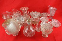 A large collection of vintage glass tableware. Including jugs, dishes and decanters, etc. Max.