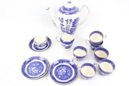 A vintage Victorian porcelain 'Old Willow' pattern coffee set.