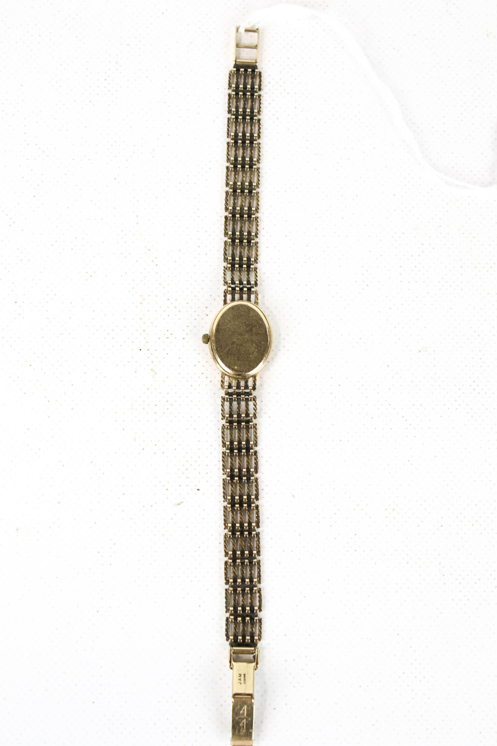 Rotary, a vintage lady's 9ct gold oval bracelet watch, circa 1996. - Image 3 of 3