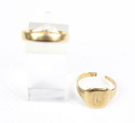 Two vintage 9ct gold rings.