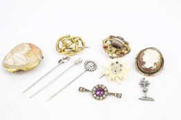 A collection of 19th century and later jewellery including two cameo brooches.