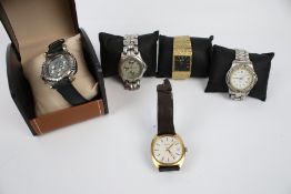 Five gentleman's wrist and bracelet watches, comprising; Bulova,