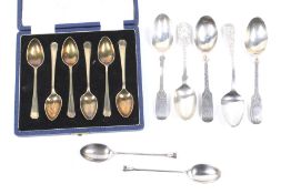 A collection of silver tea and coffee spoons. Comprising a set of six silver-gilt coffee spoons.