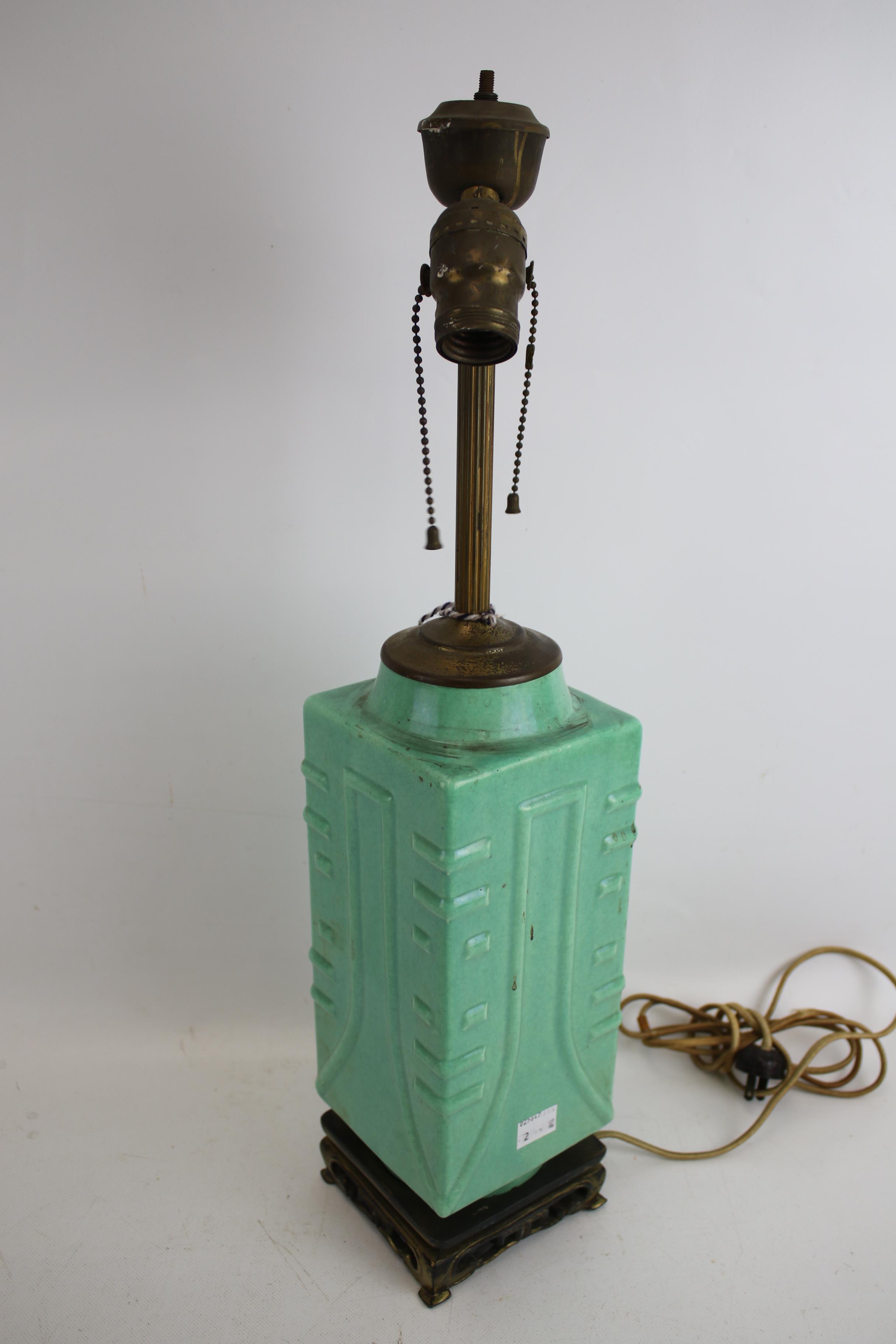 Cong lamp : A mid-20th century pale green glazed Chinese ceramic electric table lamp. - Image 4 of 8