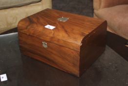 A Victorian walnut lady's vanity box. 15cm H, 30cm W, 24cm D.