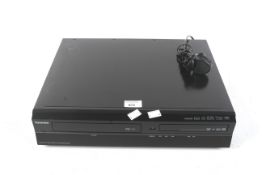 Toshiba HDD & DVD / VHS recorder, RDXV60.