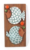 A Hornsea Muramic handcrafted wall plaque. 'Fish' designed by John Clappison, 20cm x 10cm (AF).